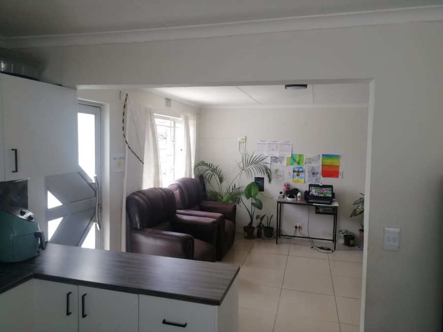 3 Bedroom Property for Sale in Strandfontein Village Western Cape